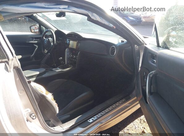 JF1ZCAC19H9604863 2017 SUBARU BRZ Серый Вид салона спереди