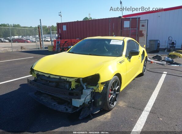JF1ZCAC1XH9601468 2017 SUBARU BRZ Yellow Front view