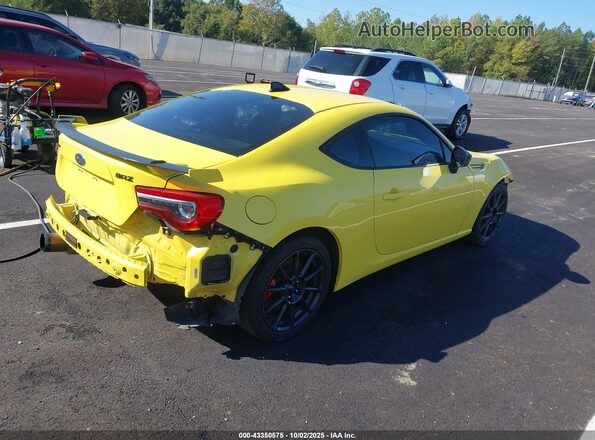 JF1ZCAC1XH9601468 2017 SUBARU BRZ Yellow Rear right
