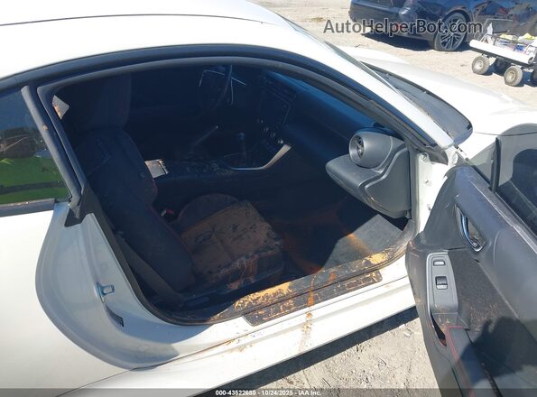 JF1ZDBB19N9701464 2022 SUBARU BRZ White Vista interior delantera