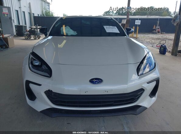 JF1ZDBF15N8702188 2022 SUBARU BRZ White Widok zestawu wskaźników