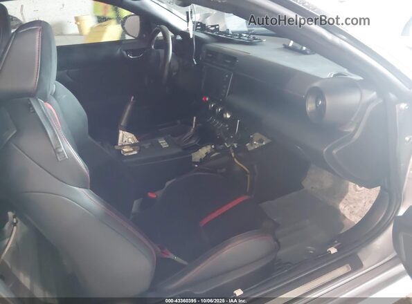 JF1ZDBF16N8701826 2022 SUBARU BRZ Silver Front interior view