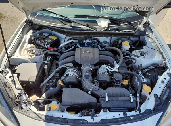 JF1ZNBB10R9754752 2024 TOYOTA GR White Вид задньої частини салону