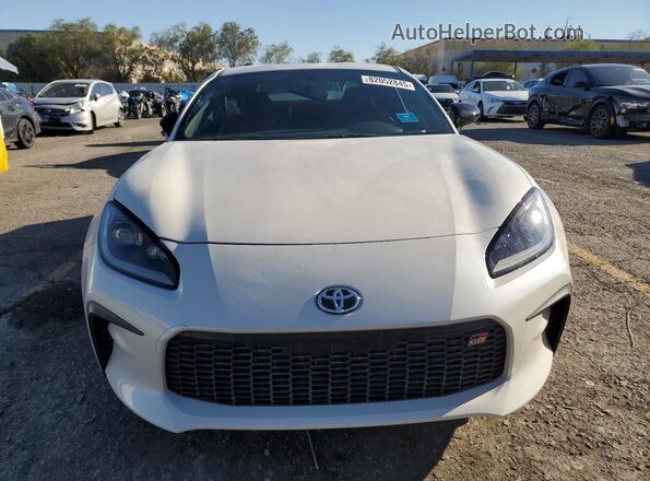 JF1ZNBB14S8759268 2025 TOYOTA GR White წინა ხედი