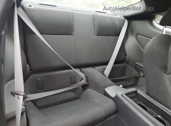 JF1ZNBC14N8758558 2022 TOYOTA GR Red Rear seats view