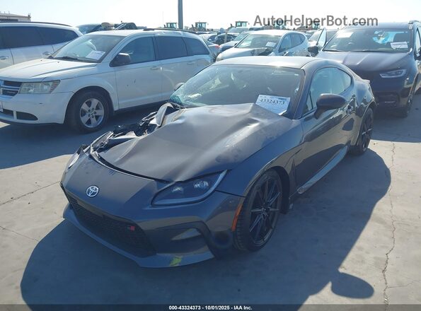 JF1ZNBE16S8759381 2025 TOYOTA GR86 Серый Передняя левая четверть