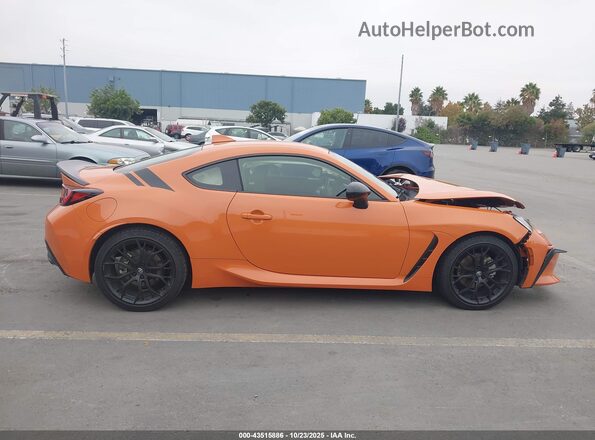 JF1ZNBG19P9755789 2023 TOYOTA GR86 Orange უკანა სალონის ხედი