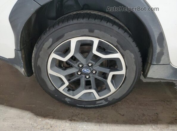 JF2GPANC3HH251807 2017 SUBARU CROSSTREK White სალონის 360-გრადუსიანი ხედი