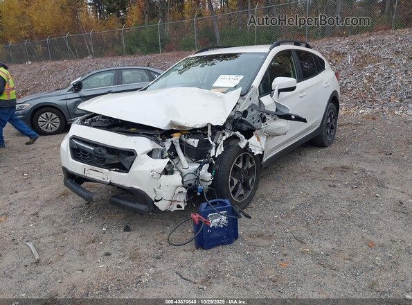 JF2GTABC8L8255358 2020 SUBARU CROSSTREK White Առջևի ձախ երեք քառորդ տեսարան