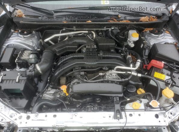 JF2GTAEC5NH285271 2022 SUBARU CROSSTREK Silver Вид задньої частини салону