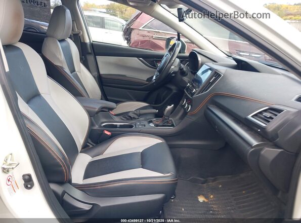 JF2GTAMC3L8257466 2020 SUBARU CROSSTREK White Вид салону спереду