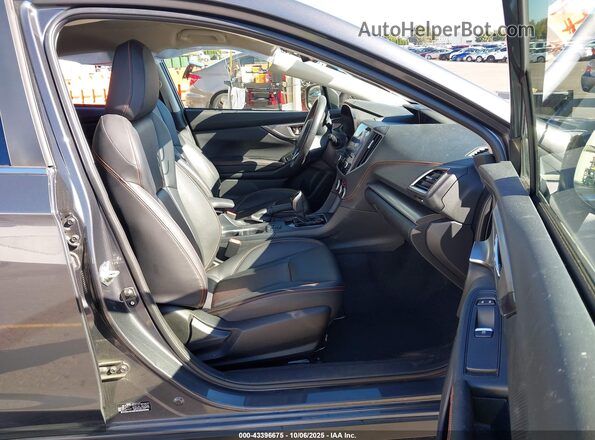 JF2GTHMC9MH381218 2021 SUBARU CROSSTREK Gray Vista interior delantera