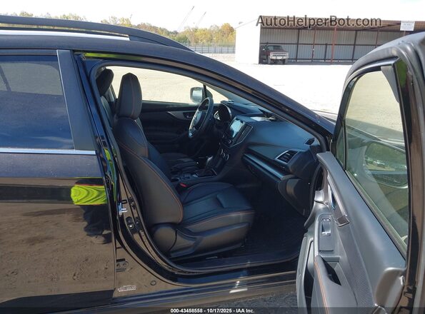 JF2GTHNC7P8226301 2023 SUBARU CROSSTREK Black Front interior view