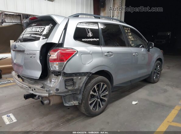 JF2SJGEC7JH592793 2018 SUBARU FORESTER2. Silver 