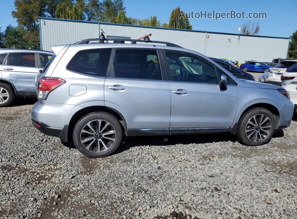JF2SJGTC0HH529841 2017 SUBARU FORESTER2. Silver 