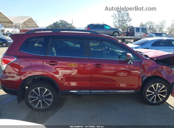 JF2SJGWC9HH593131 2017 SUBARU FORESTER2. Red Вид задньої частини салону
