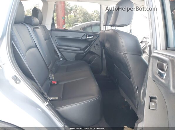 JF2SJGXC1GH405232 2016 SUBARU FORESTER2. Silver Widok naklejki z numerem VIN
