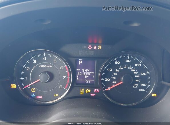 JF2SJGXC1GH405232 2016 SUBARU FORESTER2. Silver Widok tylnych siedzeń