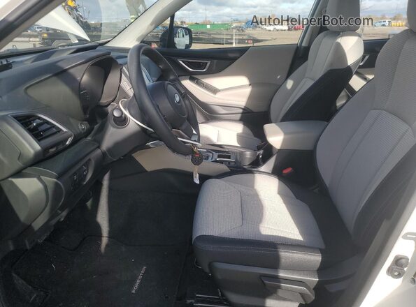 JF2SKAAC6RH476044 2024 SUBARU FORESTER White Widok wnętrza z przodu