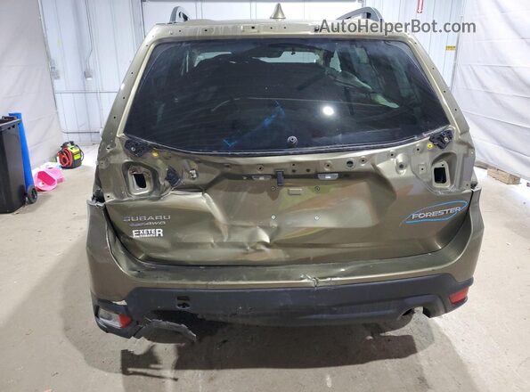 JF2SKAEC3NH463854 2022 SUBARU FORESTER Зеленый Вид сзади