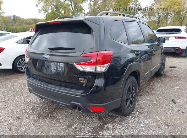 JF2SKAJC5RH513200 2024 SUBARU FORESTER Черный Задняя правая четверть
