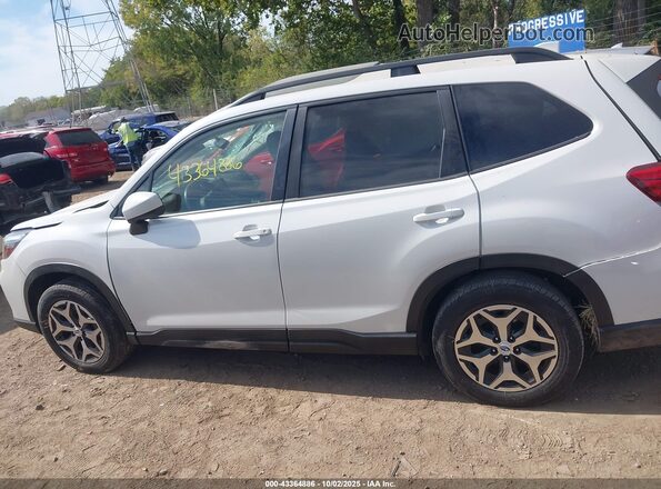 JF2SKAJC7LH402817 2020 SUBARU FORESTER White 