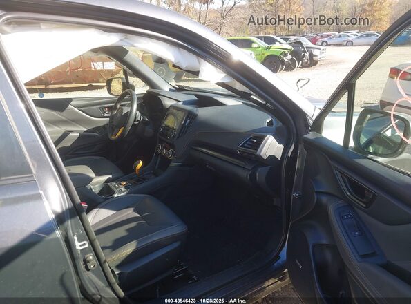 JF2SKAMC3PH421477 2023 SUBARU FORESTER Gray Vista interior delantera