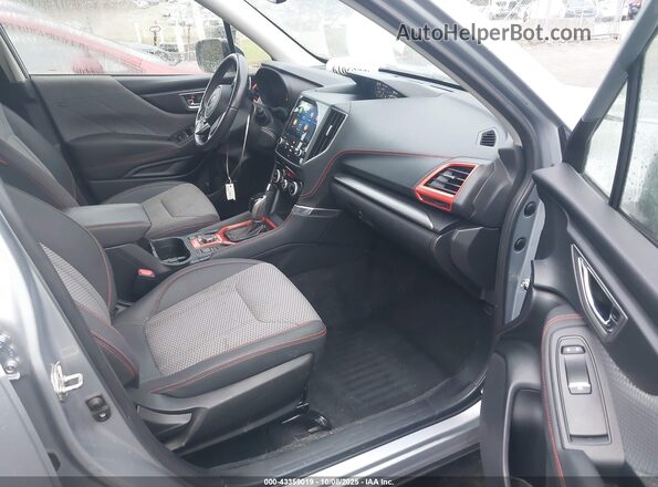 JF2SKAMC5LH598414 2020 SUBARU FORESTER Silver Front interior view