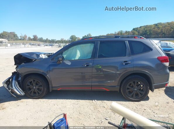 JF2SKARC9MH467626 2021 SUBARU FORESTER Gray Вид задньої частини салону