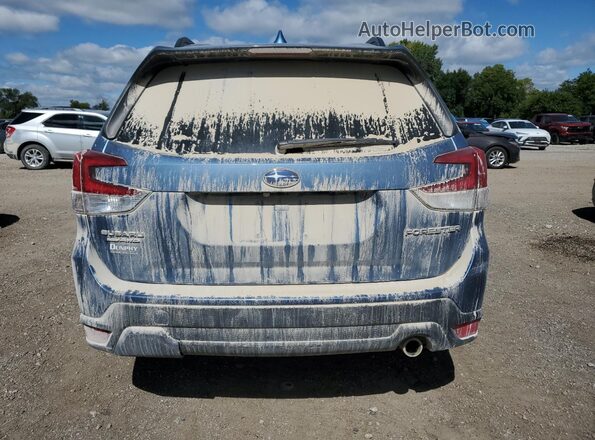 JF2SKASC2KH417884 2019 SUBARU FORESTER White Rear view