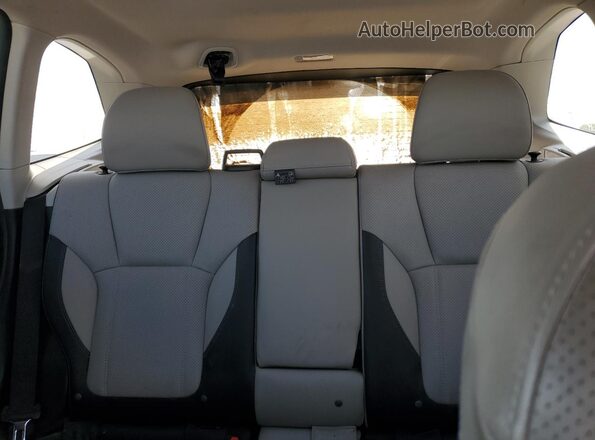 JF2SKASC2KH417884 2019 SUBARU FORESTER White Rear seats view