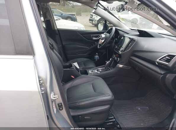 JF2SKAXC3LH540586 2020 SUBARU FORESTER Silver Вид салону спереду