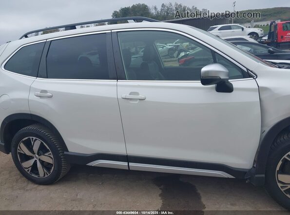 JF2SKAXC9LH585287 2020 SUBARU FORESTER White Вид задньої частини салону