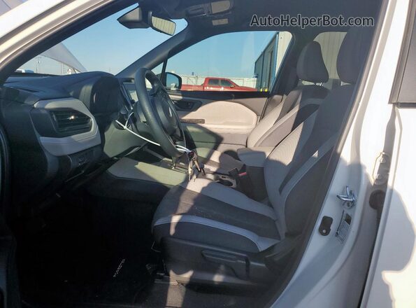 JF2SLDAC4SH493638 2025 SUBARU FORESTER White Front interior view