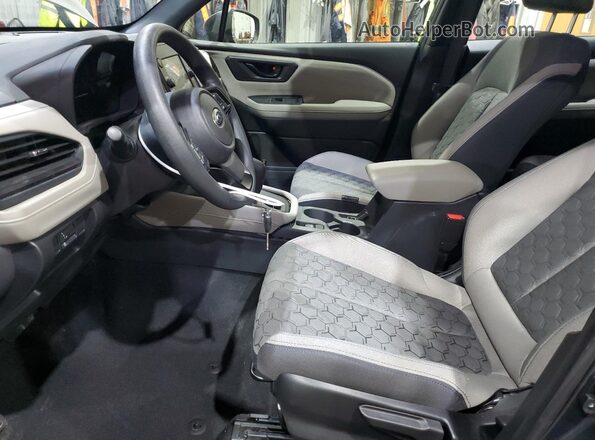 JF2SLDAC7SH433255 2025 SUBARU FORESTER Gray Front interior view
