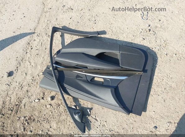 JH4KC1F52JC000606 2018 ACURA RLX Gray ხელსაწყოთა პანელის ხედი