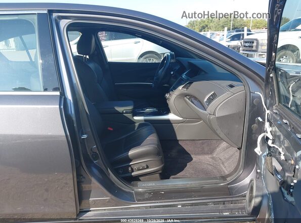 JH4KC1F52JC000606 2018 ACURA RLX Gray წინა სალონის ხედი