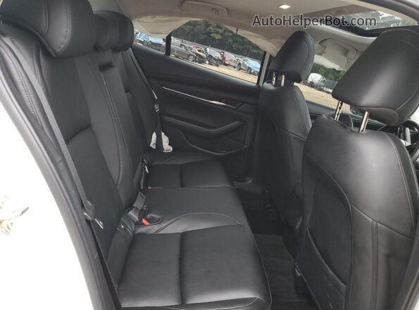 JM1BPACM8S1772834 2025 MAZDA 3 Белый 
