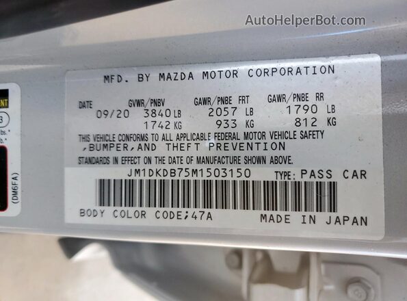 JM1DKDB75M1503150 2021 MAZDA CX-3 White Engine compartment view