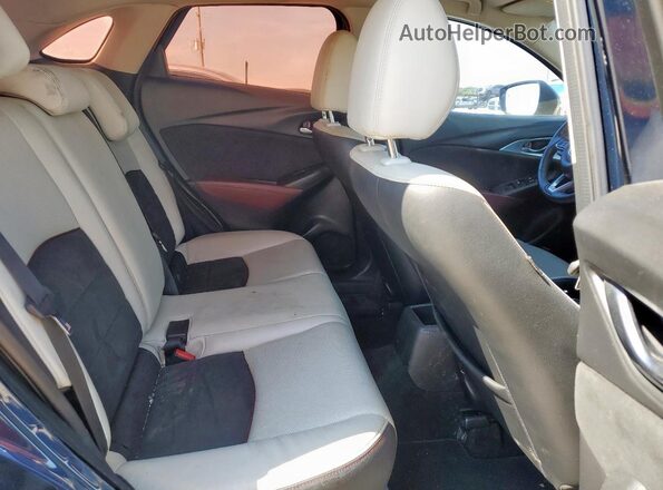 JM1DKDD71J0301856 2018 MAZDA CX-3 Blue 