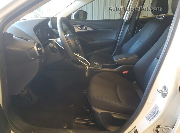 JM1DKFB76L1472176 2020 MAZDA CX-3 White წინა სალონის ხედი
