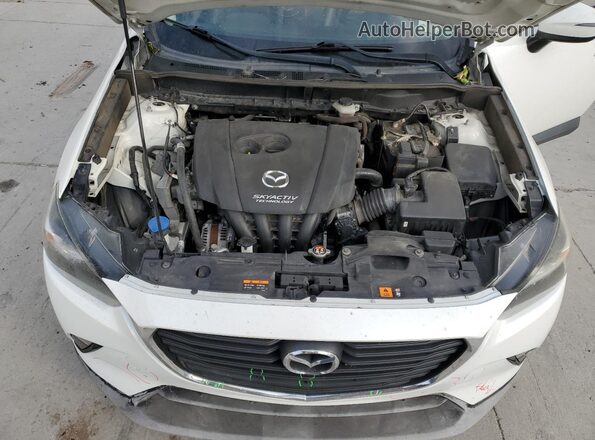 JM1DKFC79J0312360 2018 MAZDA CX-3 White 