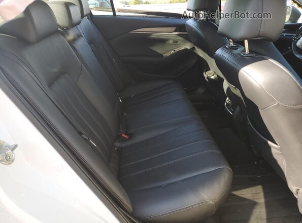 JM1GL1TY0M1617783 2021 MAZDA 6 White Widok tylnych siedzeń