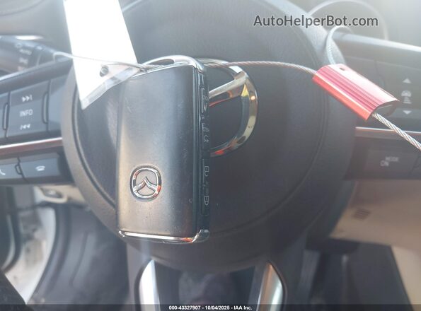 JM1GL1TY6M1613463 2021 MAZDA 6 White Vista del salpicadero