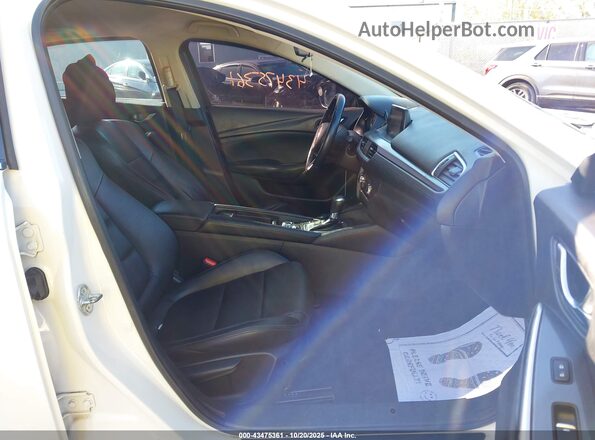 JM1GL1V58H1147463 2017 MAZDA 6 White Vista interior delantera
