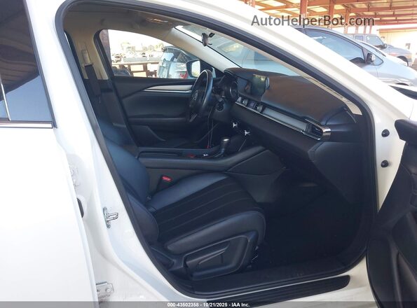 JM1GL1VMXK1508061 2019 MAZDA 6 Белый Вид салона спереди