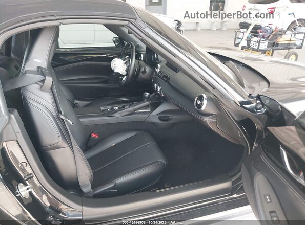JM1NDAD70R0605608 2024 MAZDA MX-5 MIATA Black Front interior view