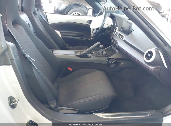 JM1NDAL78K0310845 2019 MAZDA MX-5 MIATA RF White Widok wnętrza z przodu
