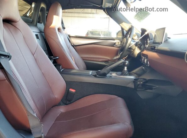 JM1NDAM73H0101262 2017 MAZDA MX-5 Gray Rear seats view
