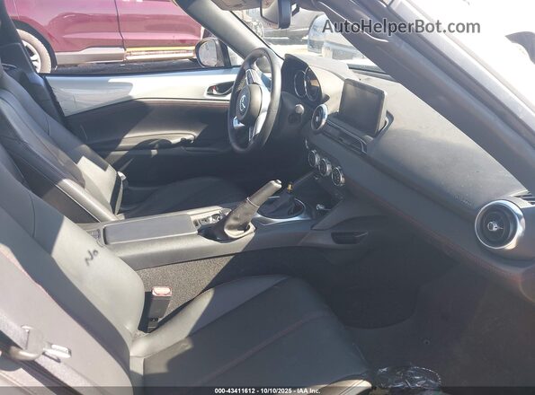 JM1NDAM74J0200078 2018 MAZDA MX-5 MIATA RF Gray Вид салону спереду